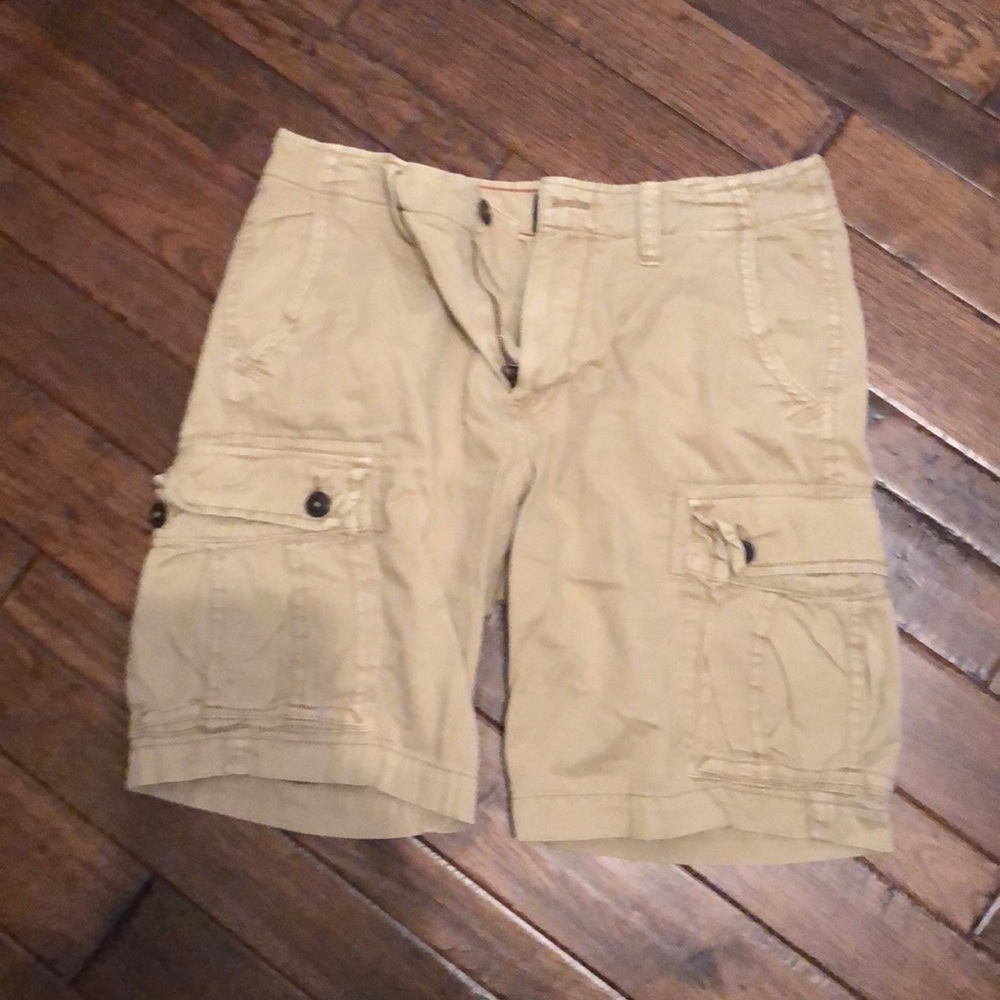 American Eagle cargo shorts